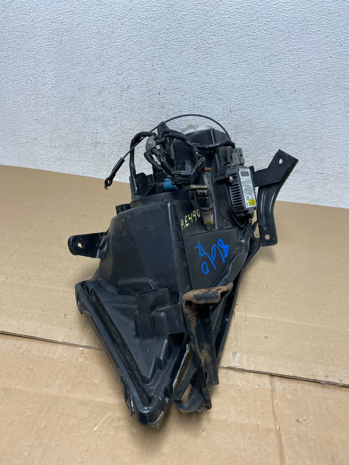 2007 2008 2009 Acura MDX Headlight Xenon HID Right Passenger RH AE4901 DW8