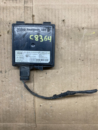 2013 to 2018 Ford Lincoln Rear Radar Blind Spot Module C8364 DG1 OEM0