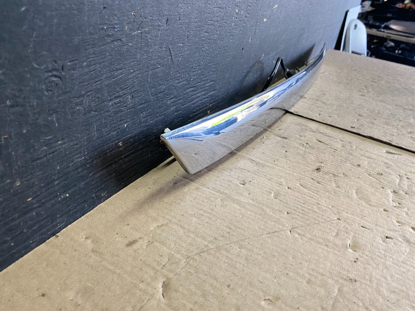 2011 to 2014 Nissan Quest Rear View Camera Molding N3361 DG2