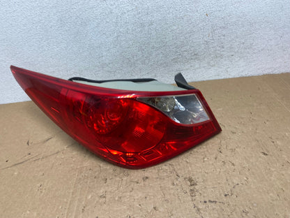 2011 2012 2013 Hyundai Sonata Left Driver LH Side Tail Light AG1379 LK0