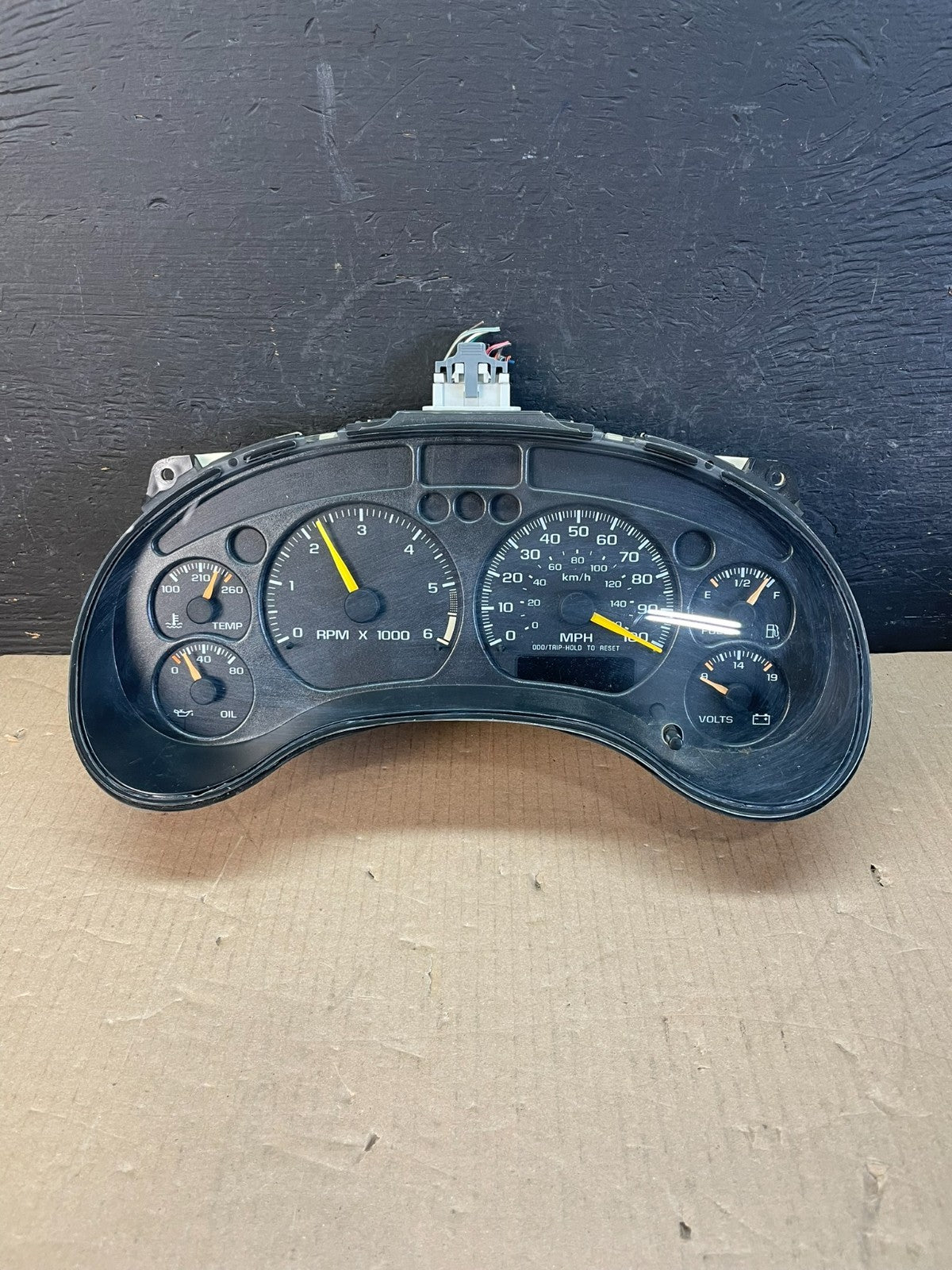 2000 2004 Chevrolet S10 Blazer Speedometer Instrument Gauge Cluster AE3663 DG0