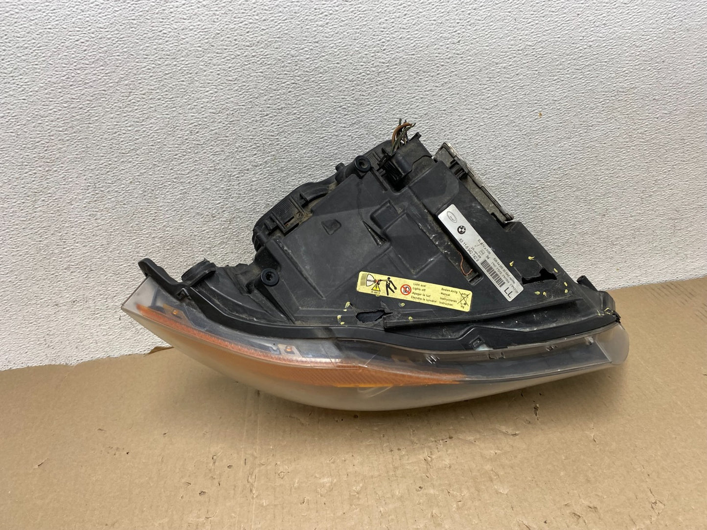 Xenon HID AFS 2006 - 2008 BMW 3 Series Headlight Right Passenger Side AG69209
