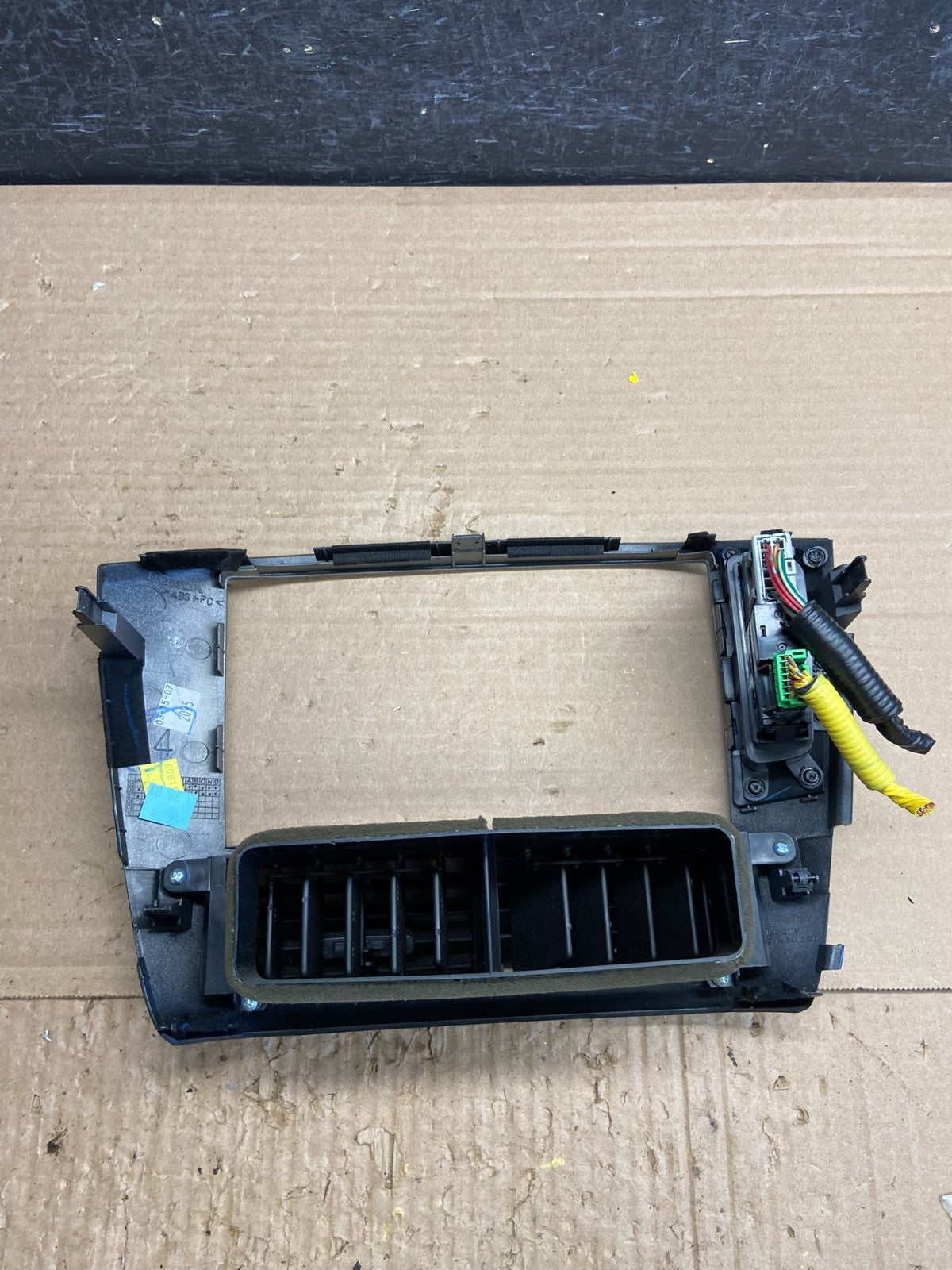 2006-2008 Honda Pilot Center Dash Radio Screen Display Trim Bezel AG0231 DG4