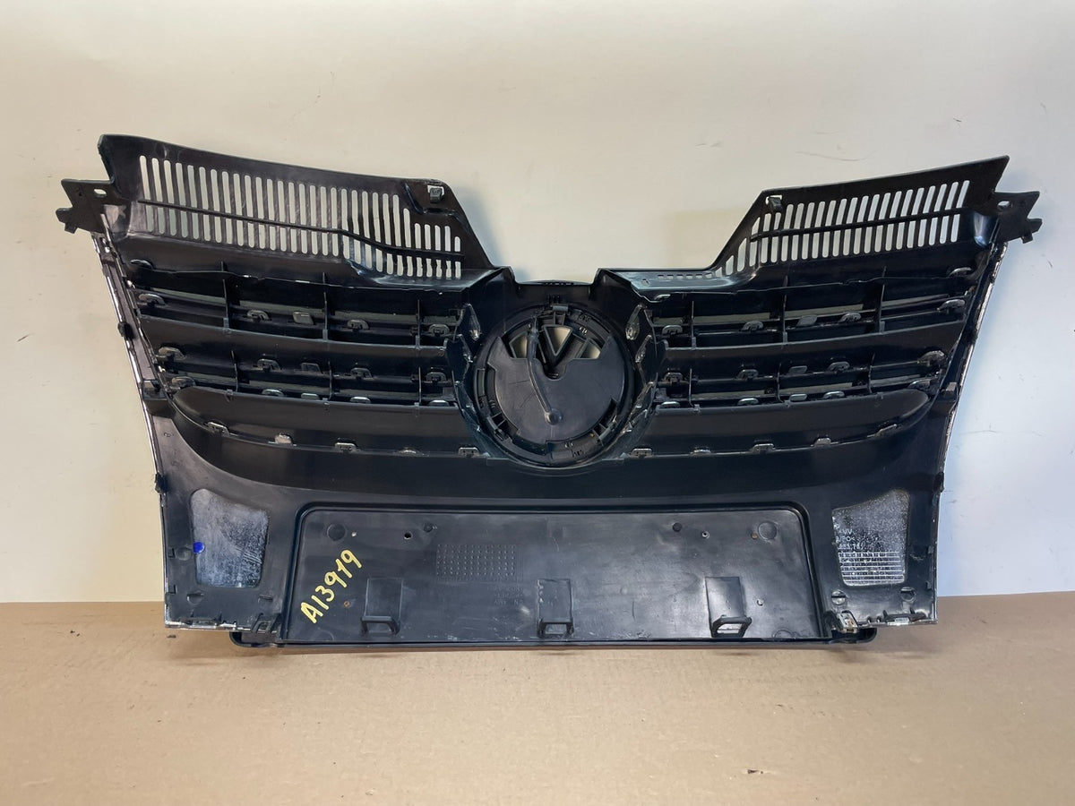 2005-2010 Volkswagen Jetta Front Upper Grille Grill Chrome AI3919 DG3