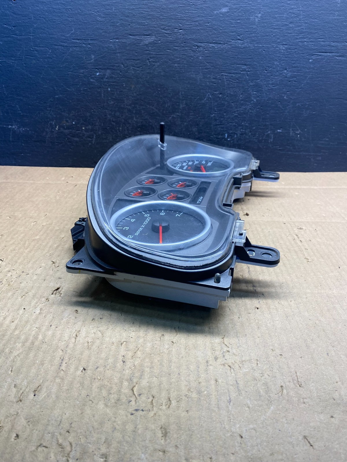 2004 - 2005 Ford F150 F-150 Speedometer Cluster Gauge AD1657 DG1