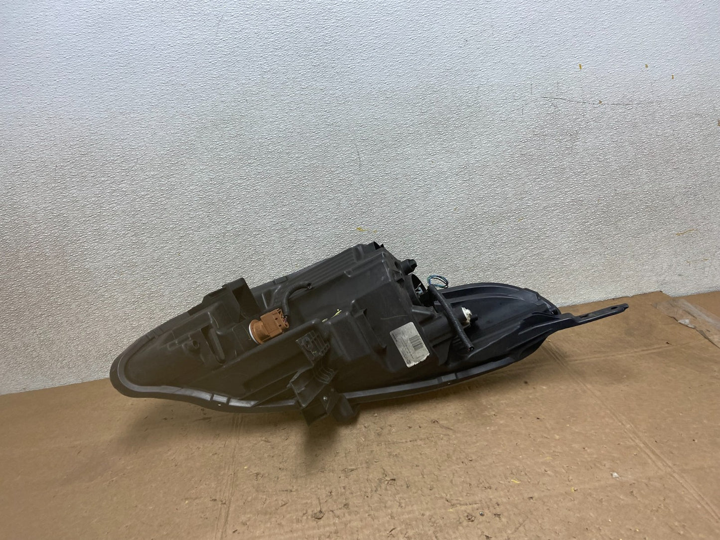 2015 to 2019 Nissan Versa Headlight Left Driver Lh Side Oem Y8166 DW5