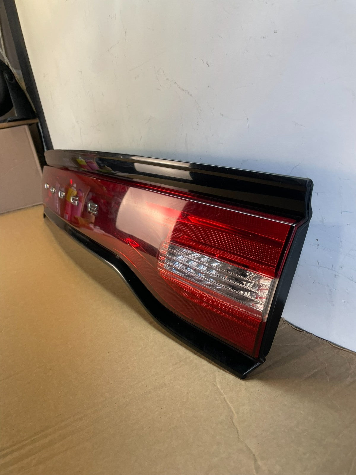2011 to 2014 Dodge Charger Center Trunk Tail Light Lamp Lid Panel AG7568 DG1