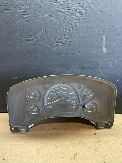 2003 to 2007 Chevrolet Express Speedometer Cluster Gauge 25755008 AB75150