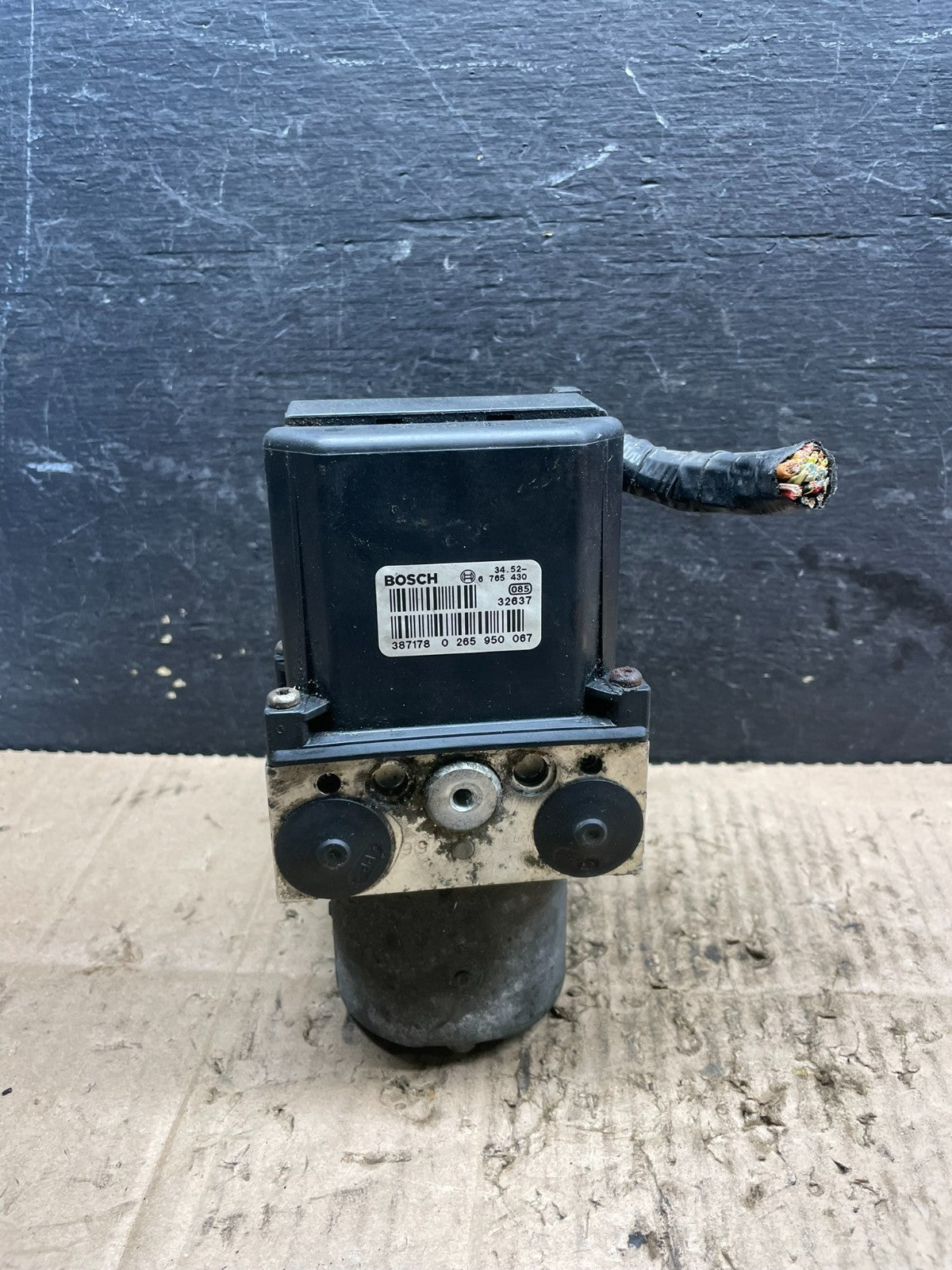 BMW X5 Series E53 ABS DSC Hydro braking unit pump 6765428 q6180 DG0