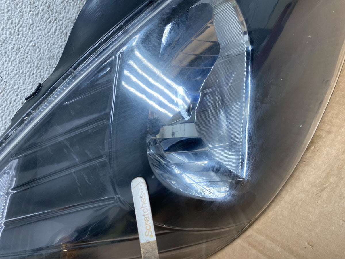 2006 to 2011 Hyundai Accent Sedan Left+Right Halogen Headlights AI3815 DW3