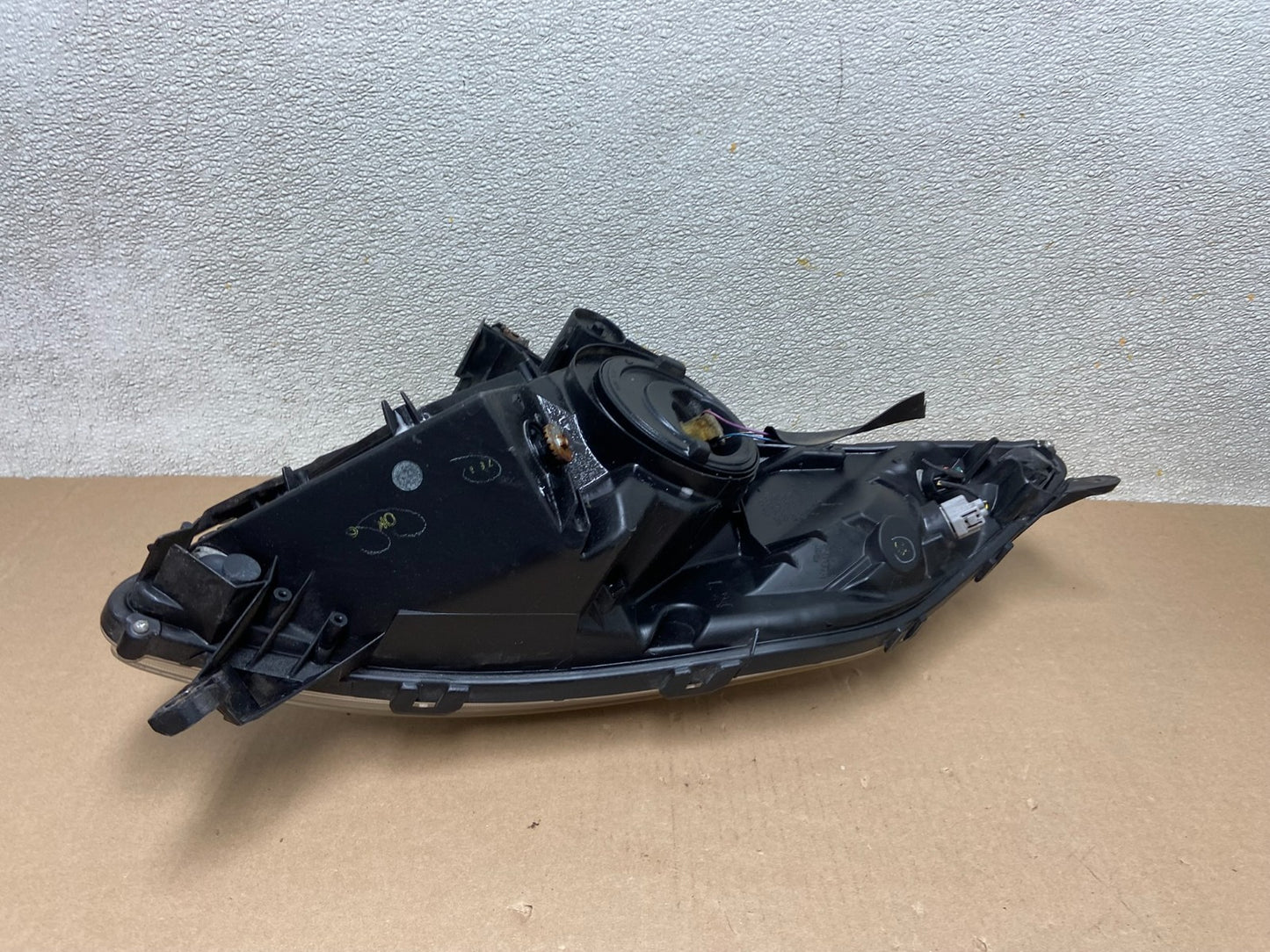 2006-2009 Toyota Prius Left Driver LH Side Headlight Halogen Oem AB4991 DW5