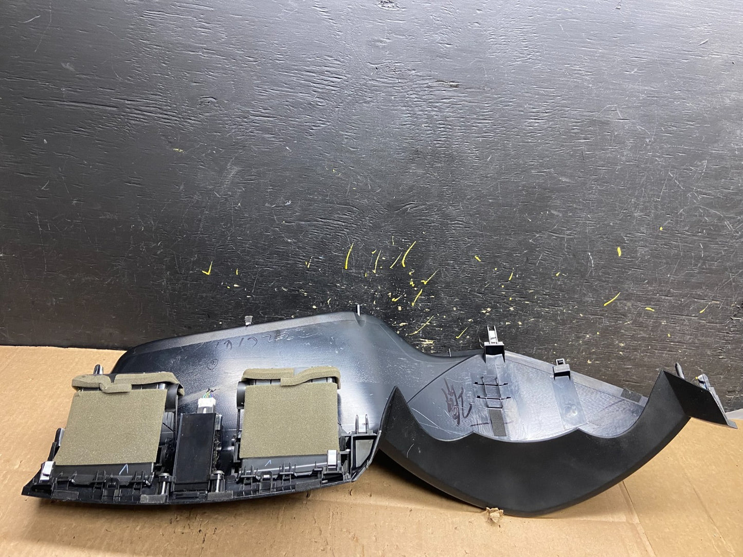 2012 - 2015 Mazda 5 Speedometer Instrument Cluster Gauges Bezel Trim Y5439 DG4