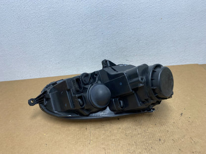 2005 to 2010 Volkswagen Jetta Left Driver LH Side Headlight Halogen AD2424 DW4