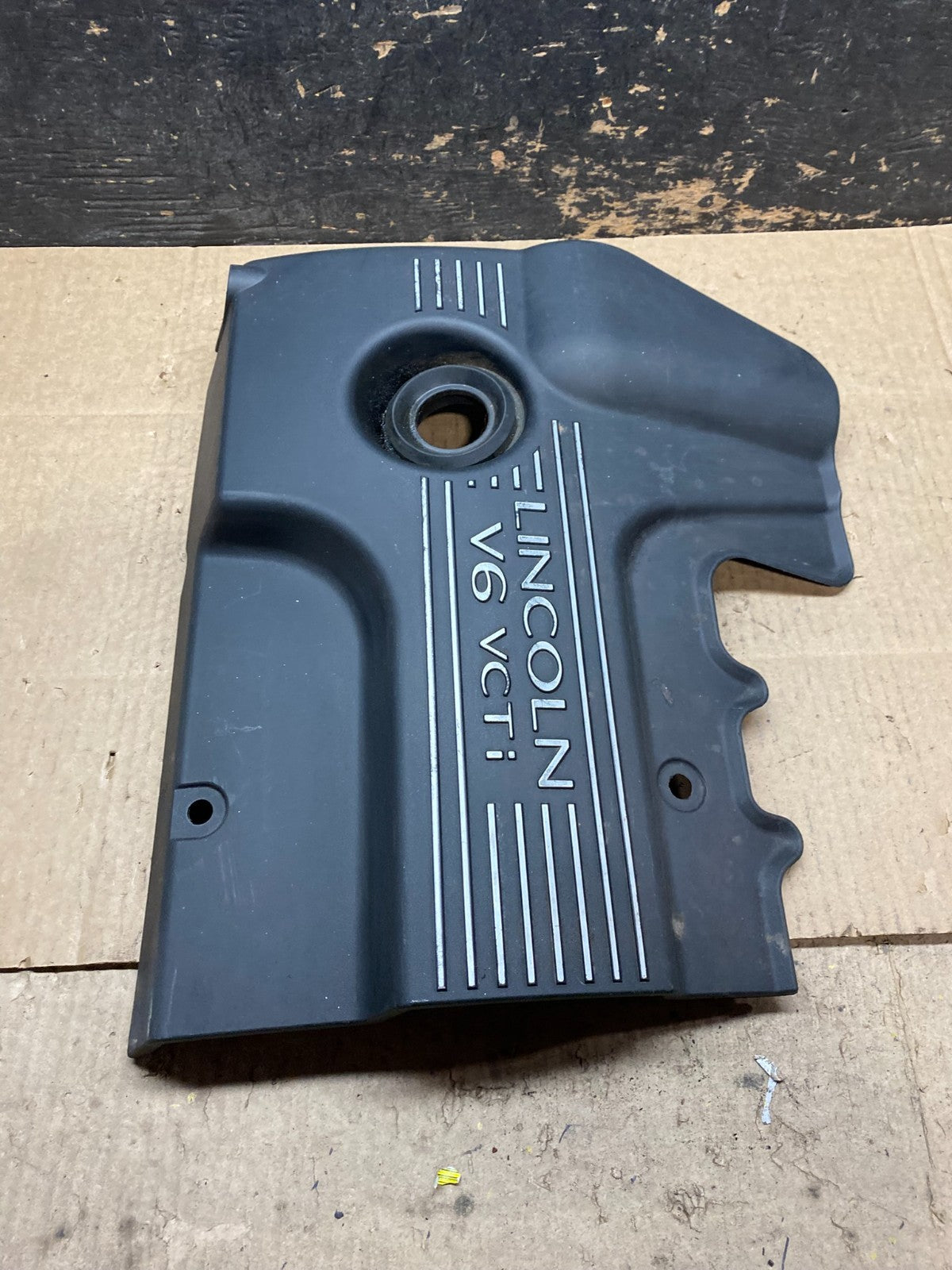 2003 to 2005 Lincoln LS 3.0L V6 Engine Motor Cover OEM X9586 DG2