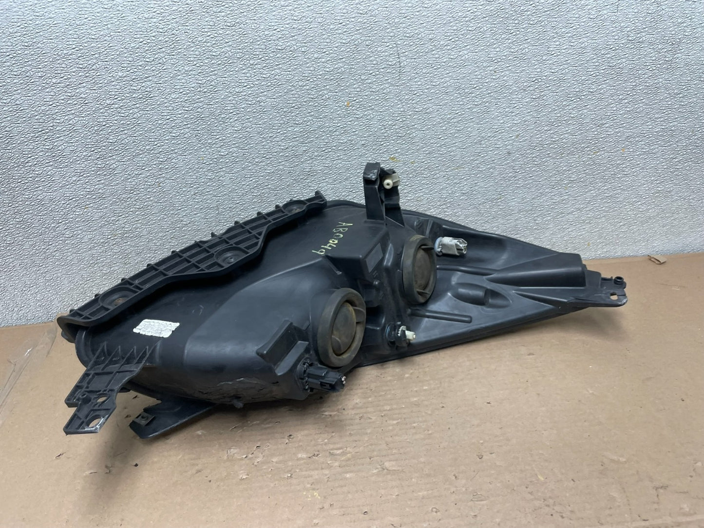 2013 - 2016 Ford Escape Headlight Left Driver Lh Side Halogen AB0049 DW6