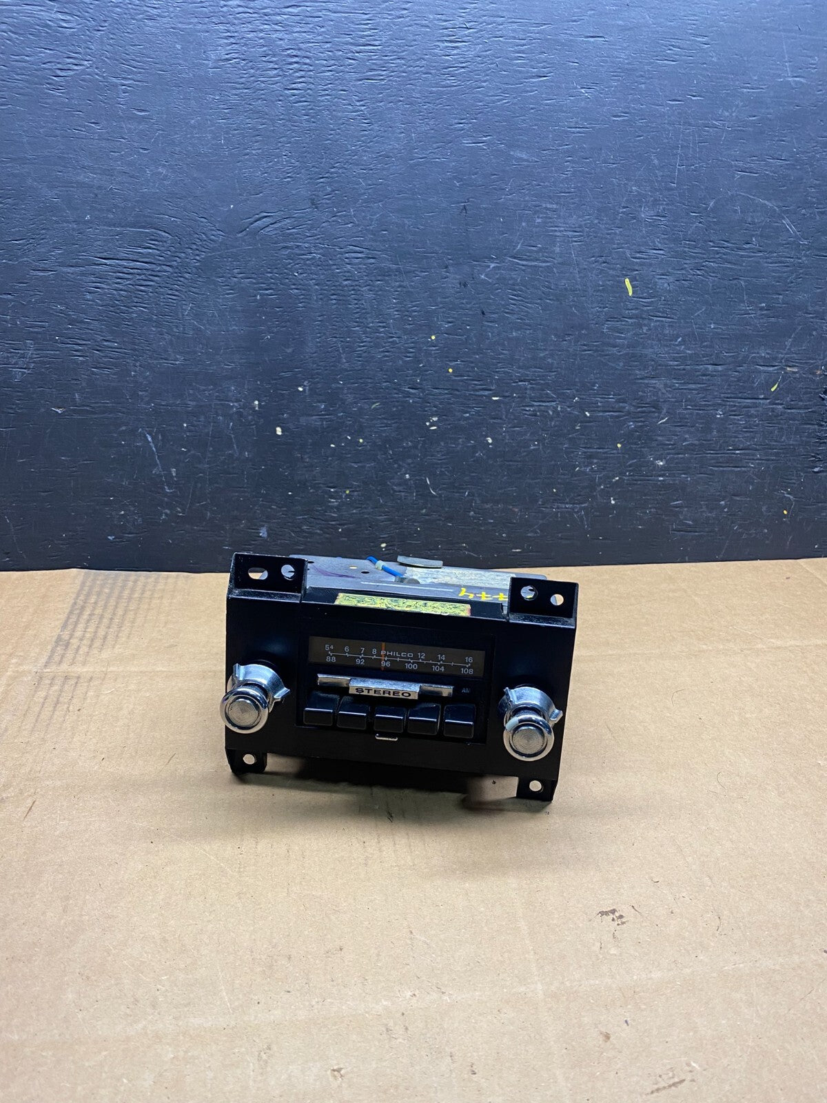 Ford AM/FM Stereo Radio Information N2774 PS0