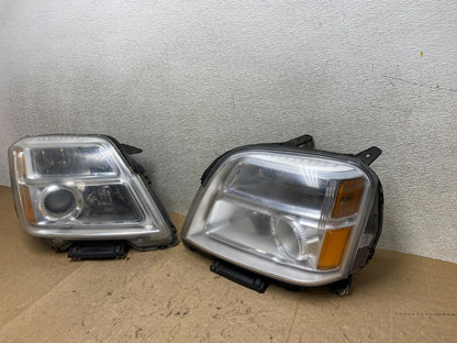 2010 to 2015 GMC Terrain Halogen Left+Right Side Headlights W9265 DW1