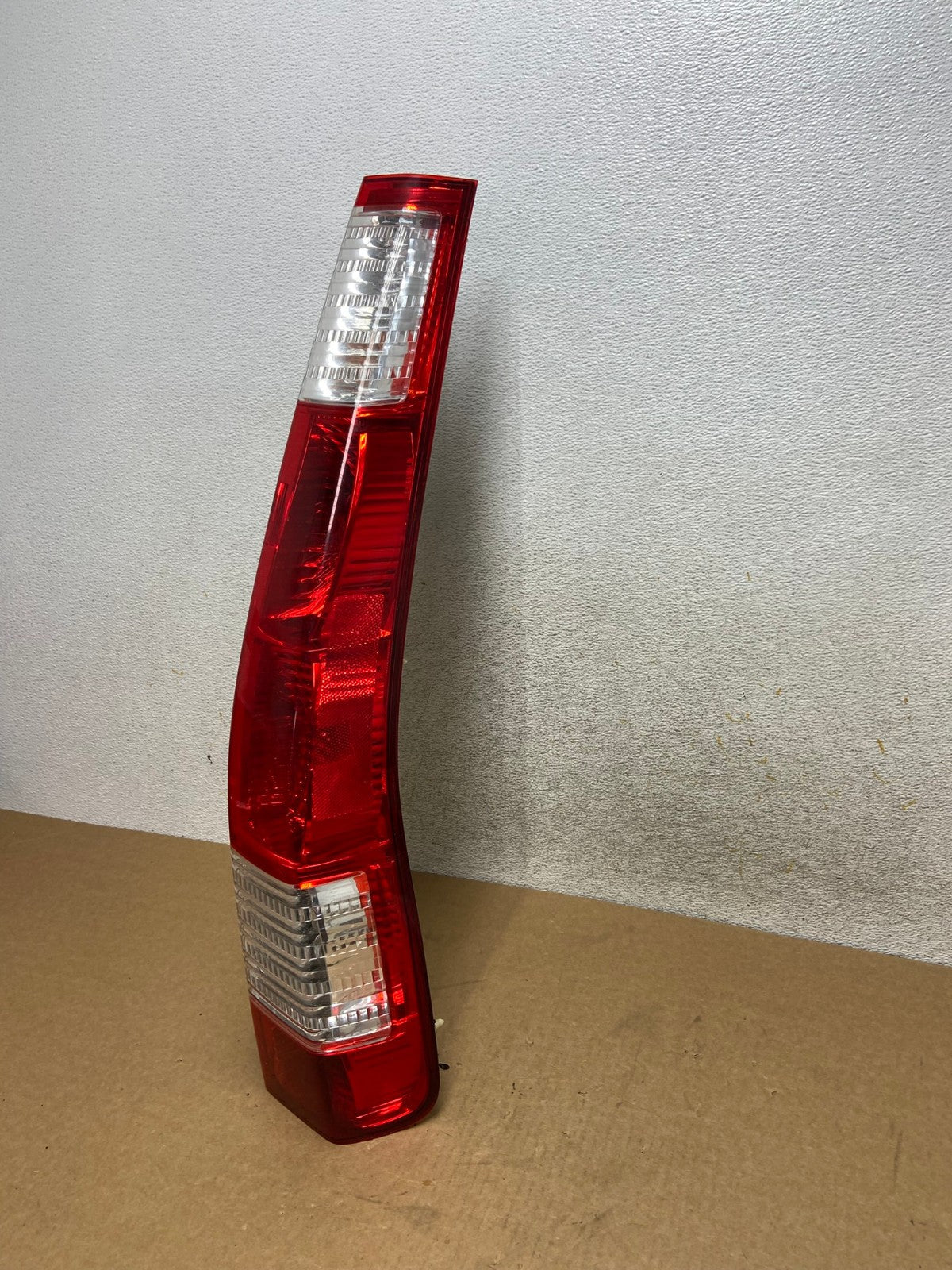 2005 to 2006 Honda Cr-v Crv Right Passenger Side Tail Light AI2642 LK1
