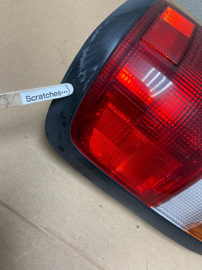 1996 - 1998 Nissan Pathfinder Right Passenger RH Side Tail light Oem AA9848 LK3