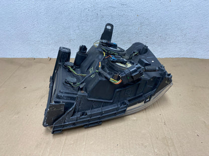 2007 - 2014 GMC Sierra Right Passenger RH Halogen Headlight AE9102 DW9