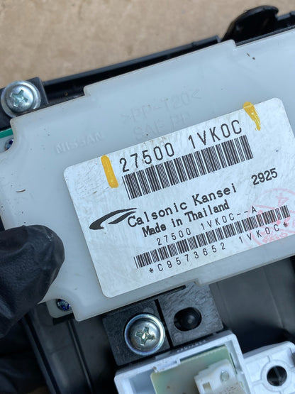 2011 to 2015 Nissan Rogue Heater Temperature AC Climate Control OEM Y9907 DG5