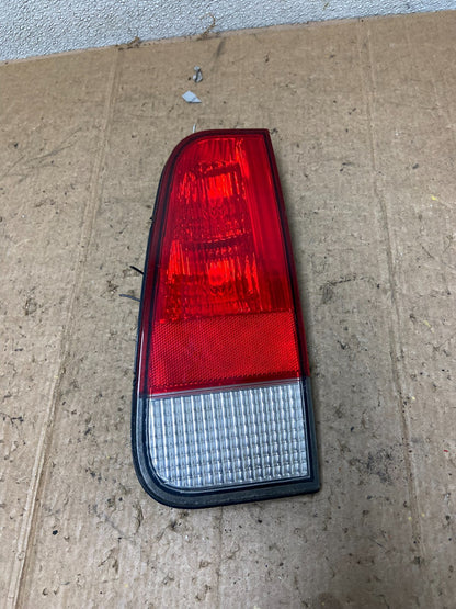 2003 to 2005 Lincoln Aviator Right Passenger Inner Tail Light Side OEM AA4200 DW0