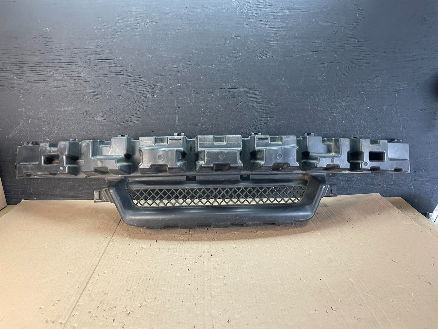 2011 to 2014 Chrysler 300 Front Bumper Energy Absorber Bracket AD8736 DG0
