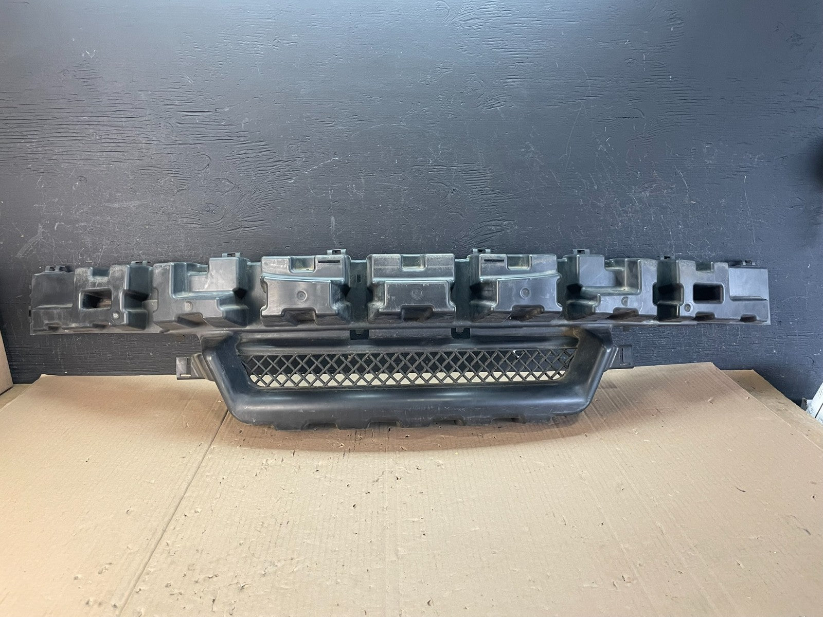 2011 to 2014 Chrysler 300 Front Bumper Energy Absorber Bracket AD8736 DG0