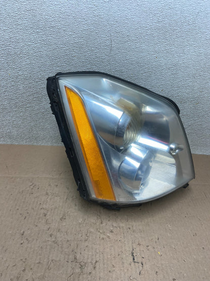 2006 to 2011 Cadillac DTS Right Passenger RH Side Xenon Hid Headlight OEM Z61782