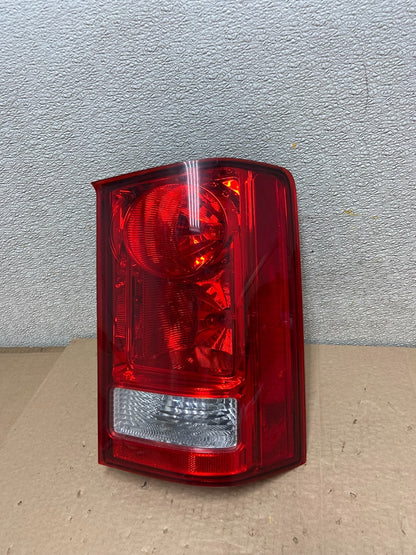 2009 to 2015 Honda Pilot Right Passenger Rh Side Tail light Oem AB2446 LK0