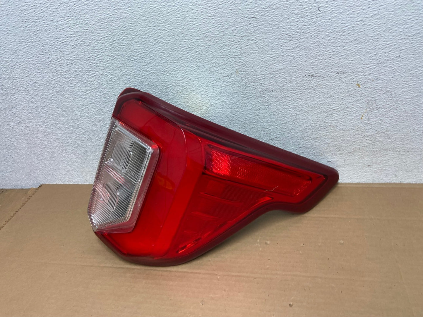 2020 2021 2022 2023 Ford Explorer Right Passenger Side Tail light AD4140 LK1