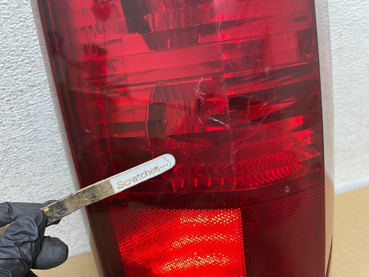 2007 - 2011 Dodge Nitro Left Driver Lh Side Tail Light AH8106 DW3