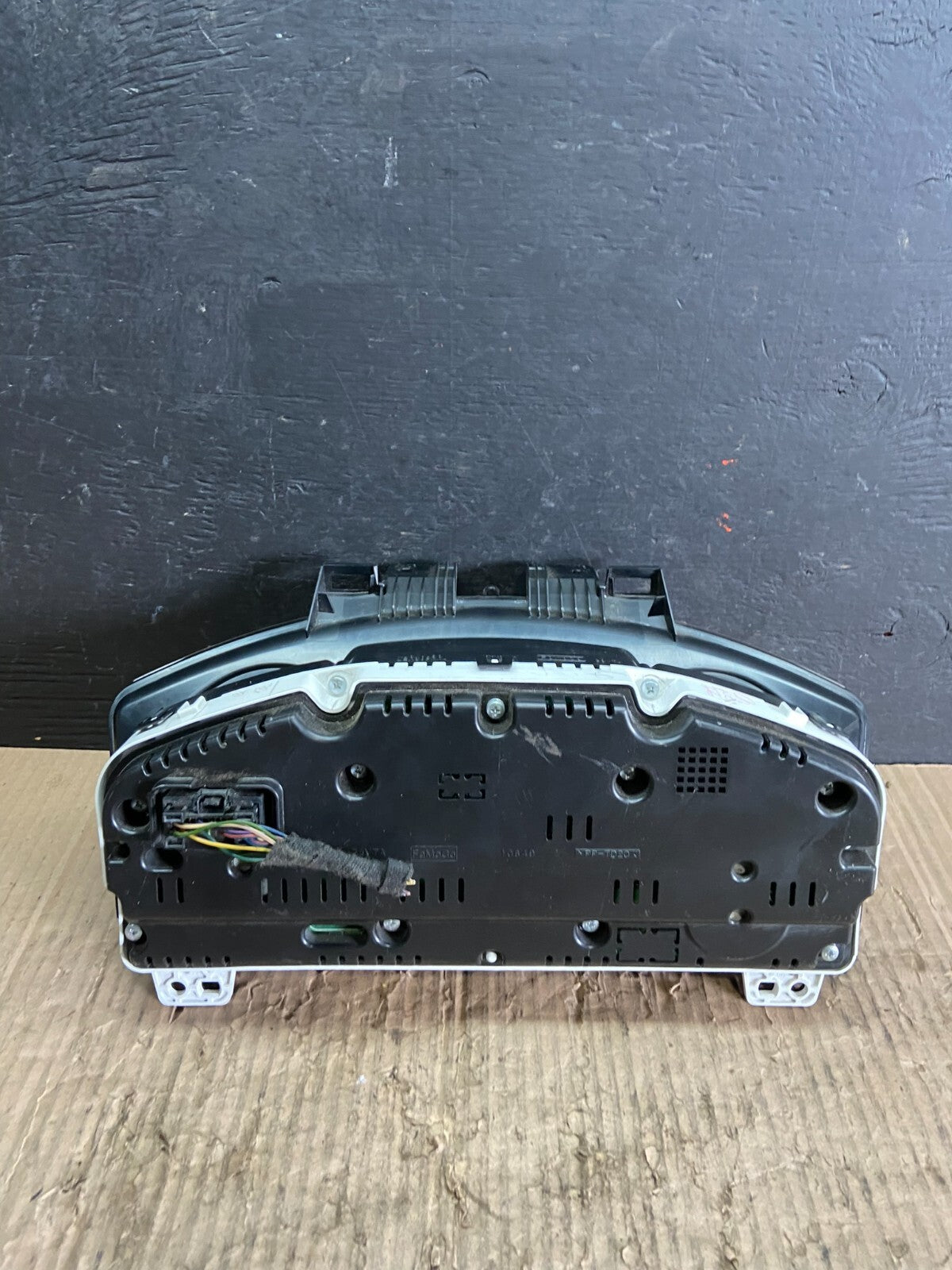 2013 to 2015 Ford  Explorer Speedometer Cluster Gauge D2865 PS3