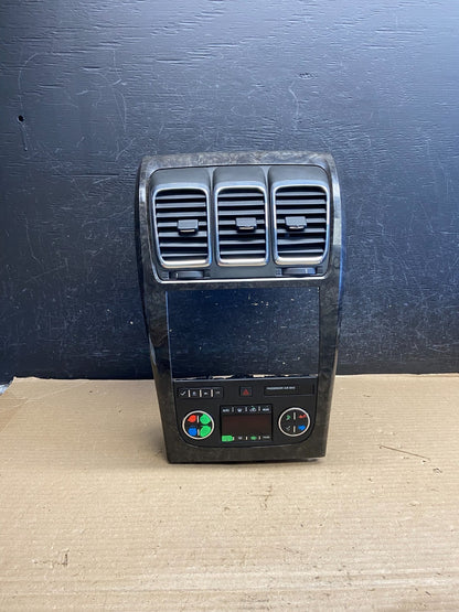 2007 - 2012 GMC Acadia A/C Heater Climate Control Radio Panel Bezel OE AH3664 DG0