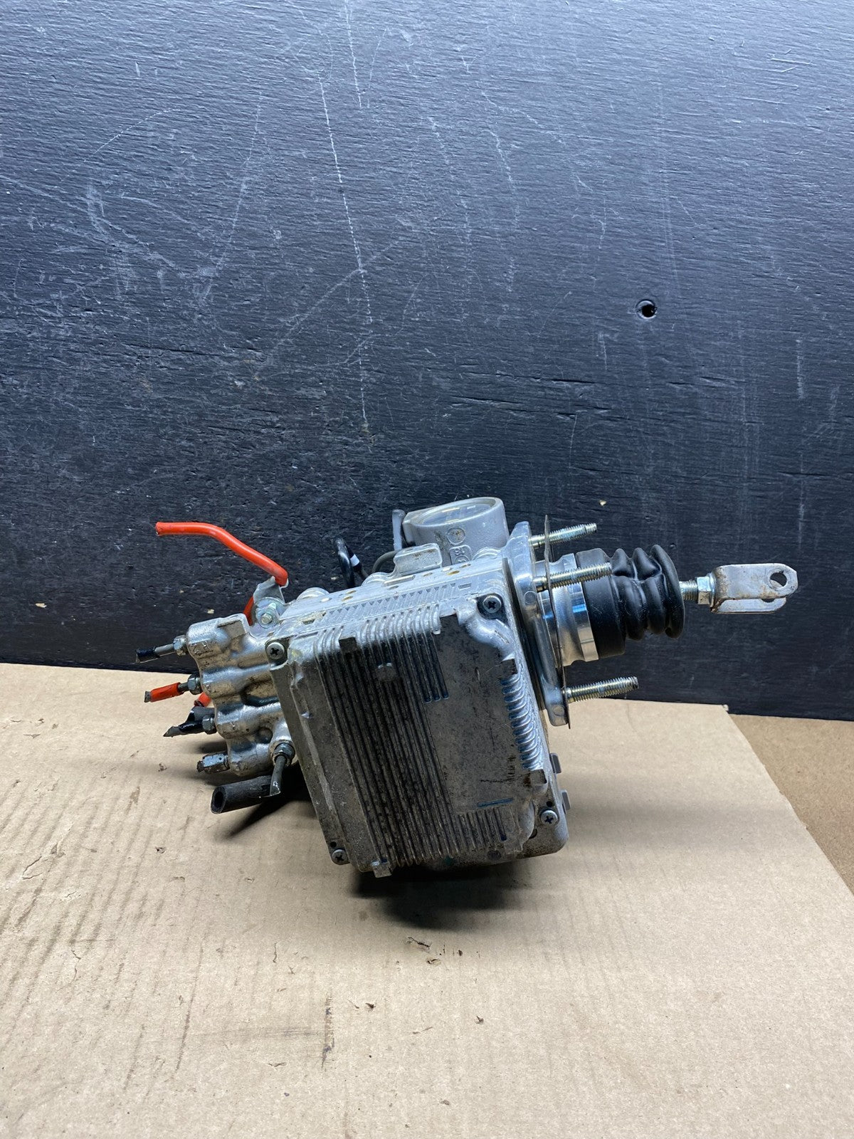 2010 - 2015 Toyota Prius ABS Brake Pump Anti Lock Module ag9688 DG4