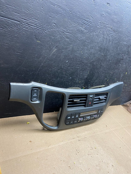 2005 to 2010 Honda Odyssey Radio Climate Control Dash Trim Bezel T9358 DG1