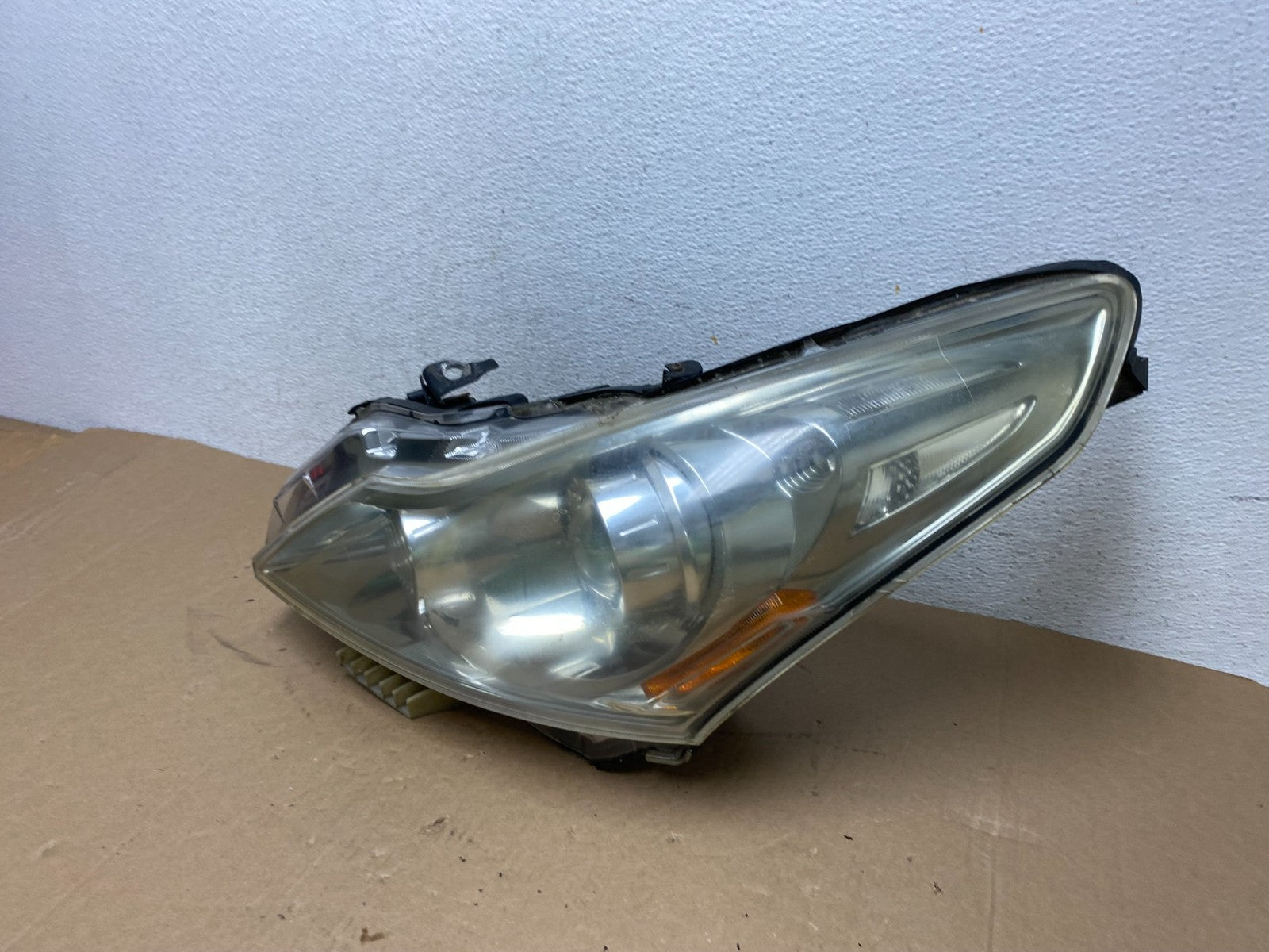 Sedan 4Door 2010 to 2013 Infiniti G37 Left Driver Headlight Xenon AD6421 DW1