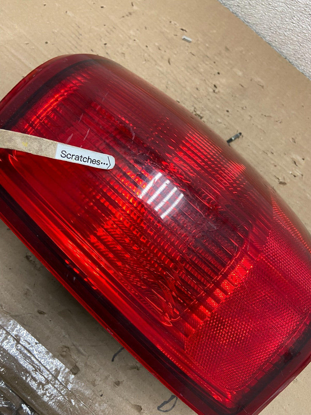 2003 to 2006 Lincoln Navigator Right Passenger Side Tail Light Oem AB1442 LK3