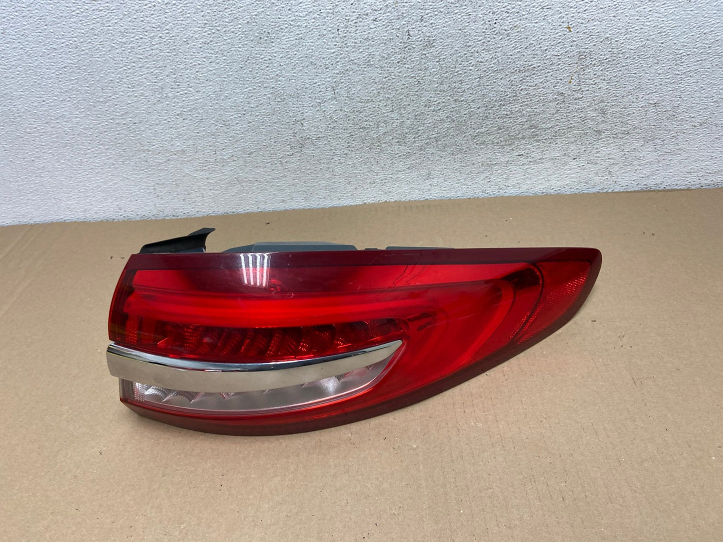 2017 - 2018 Ford Fusion Right Passenger RH Side Tail Light AF2996 LK0