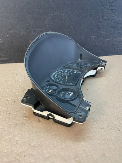 2004 to 2007 Chevrolet Express Speedometer Cluster Gauge AE3349 DG1
