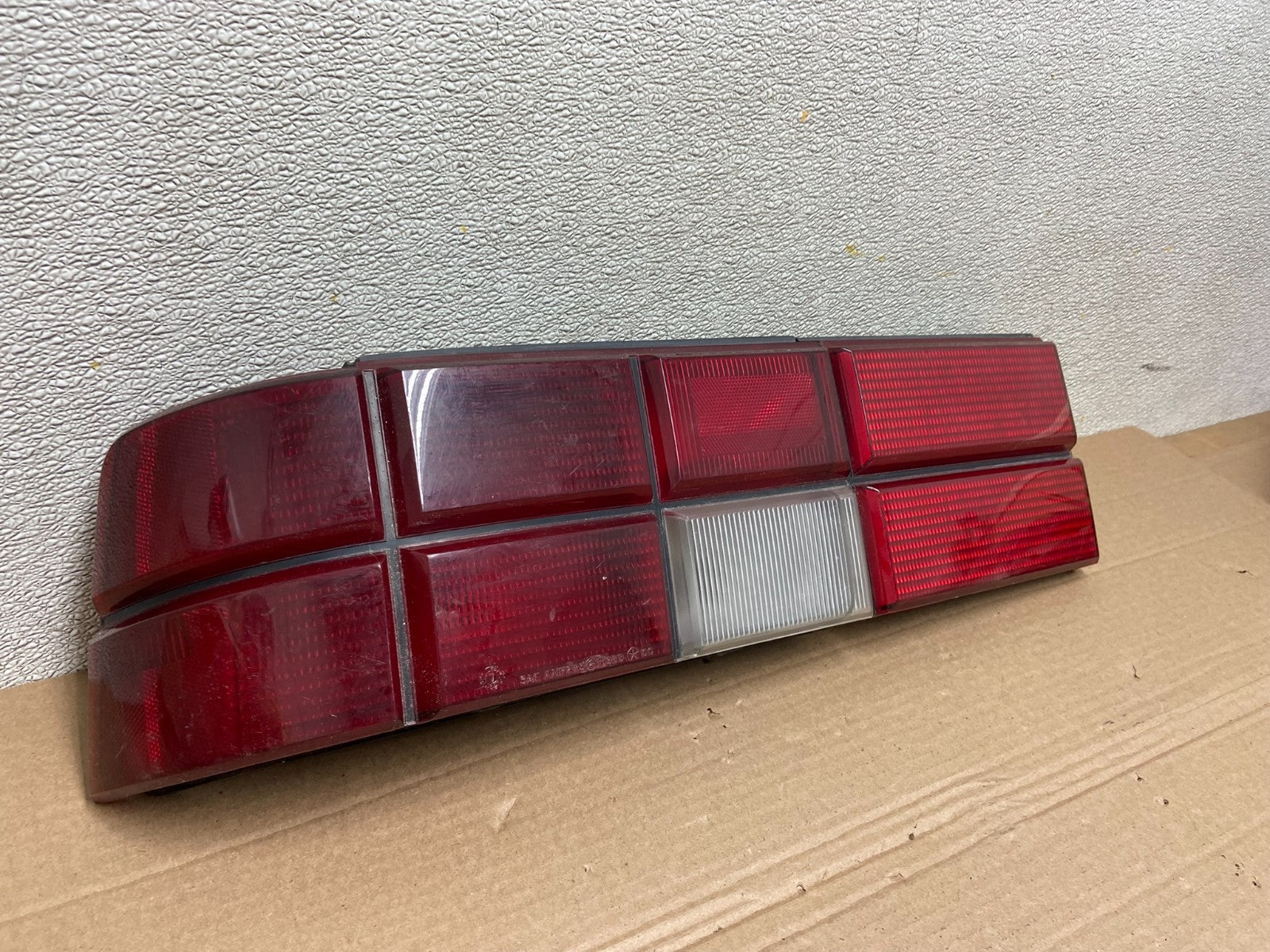 1987 1988 Dodge Shadow Left Driver LH Side Tail Light Oem AB0988 DG2