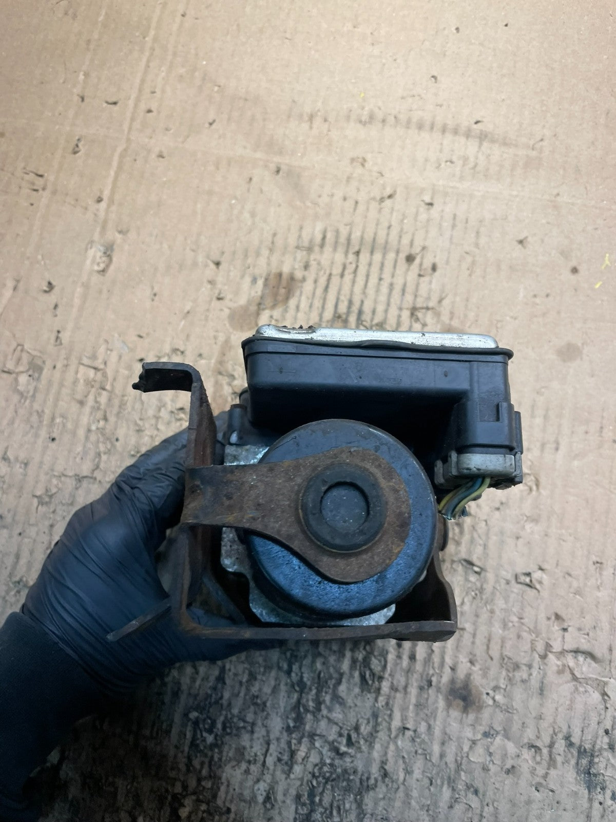 2003 - 2005 Chevrolet Silverado GMC Sierra ABS Anti-Lock Brake Module v2296 DG5