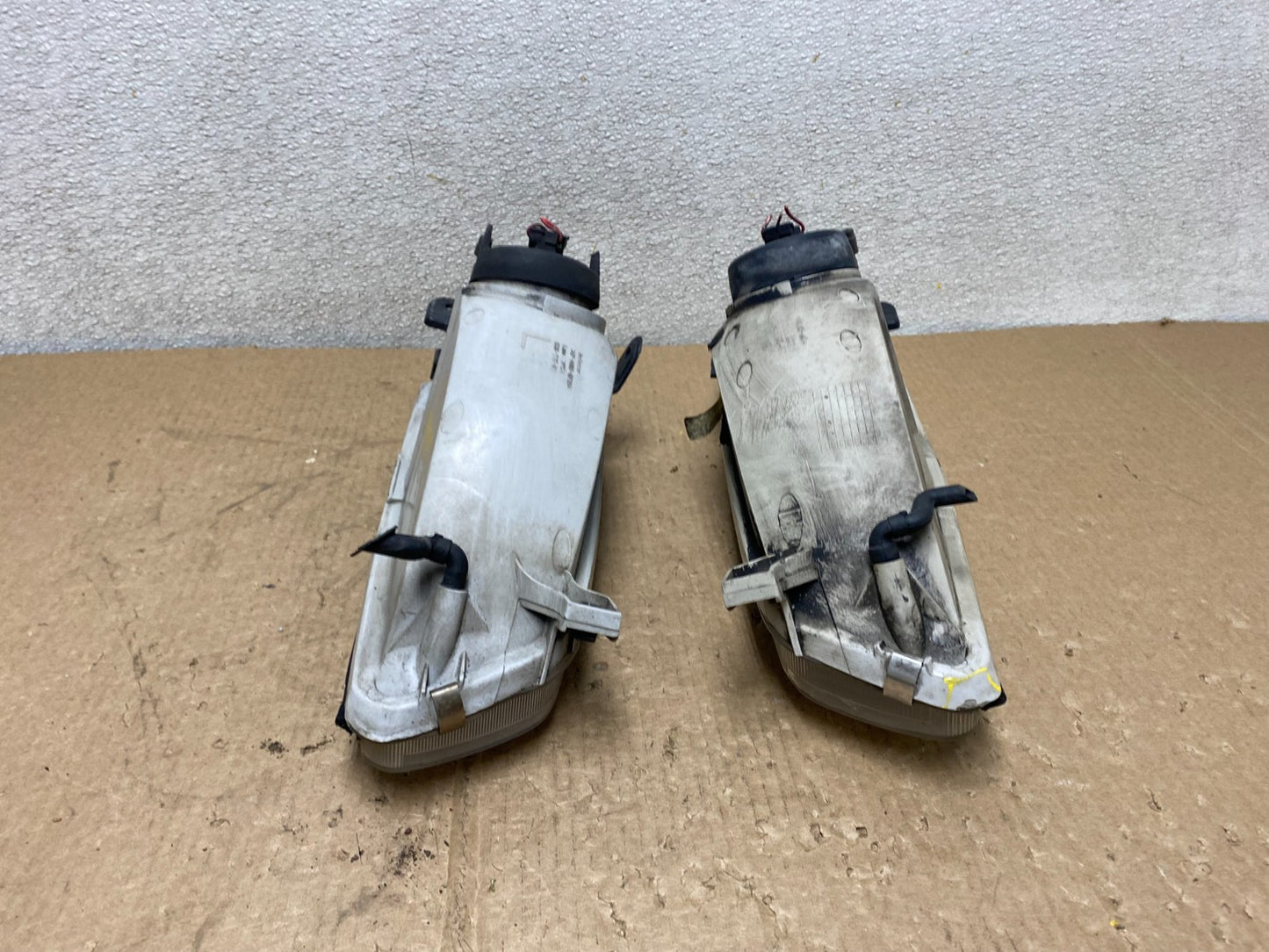 1997 1998 1999 Toyota Camry Left+Right Side Set Halogen Headlights V2968 DW7