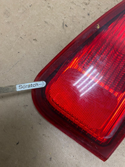 2003-2006 Lincoln Navigator Right Passenger RH Inner Tail Light OEM P6653 DW5