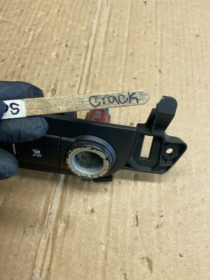 2007 - 2014 Chevrolet Tahoe Yukon Pedal Traction Control Switch ae4053 DG2