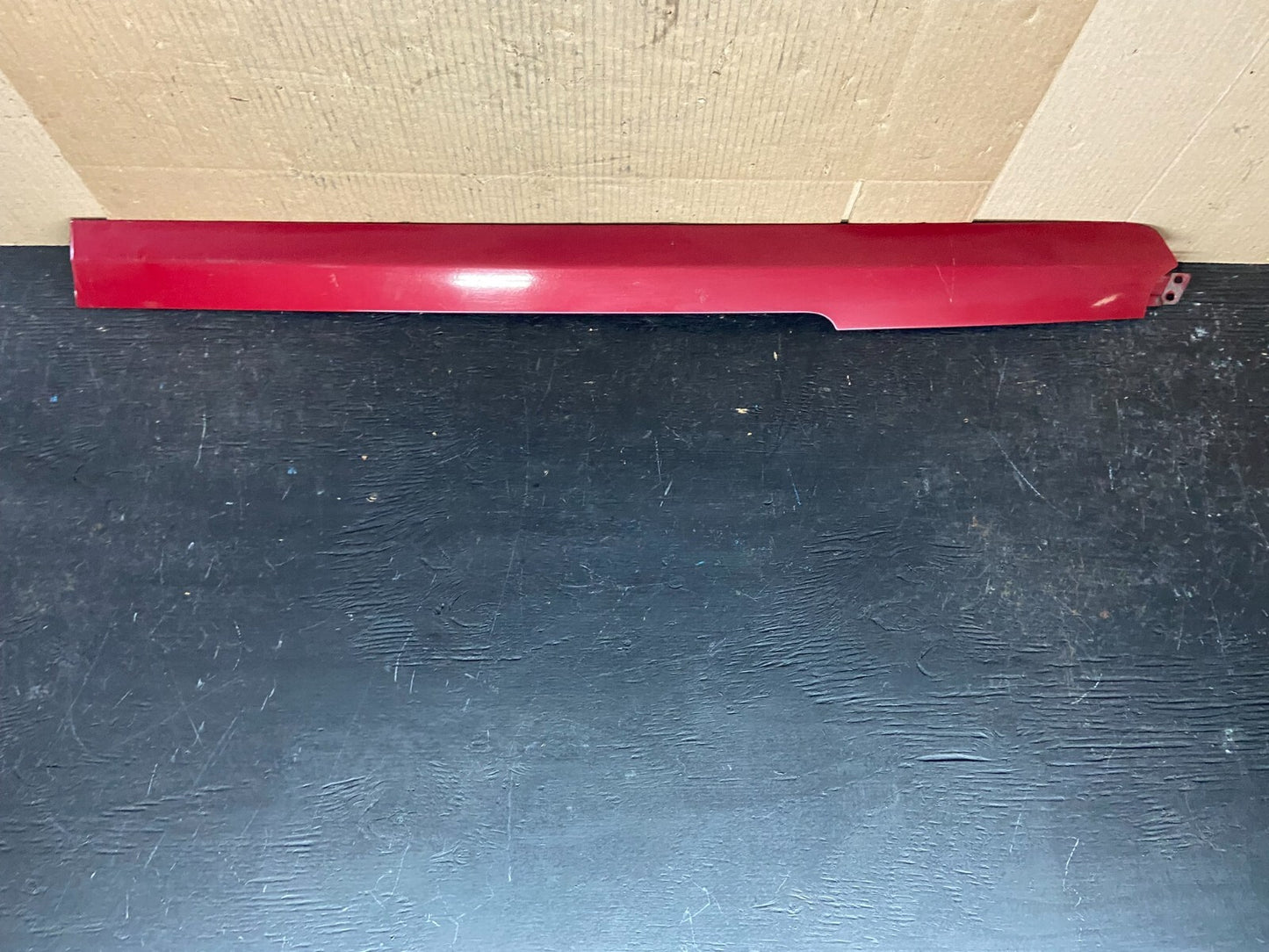 2008 to 2012 Kia Sedona Rear Left Quarter Rail Cover Moulding Trim OEM I73160