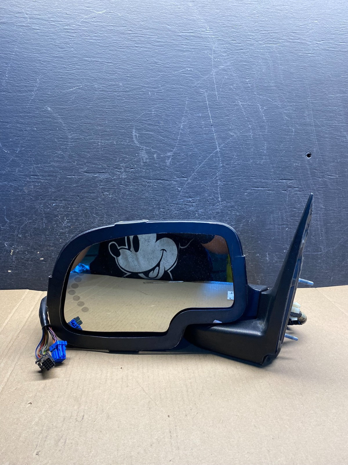 2003-2006 Chevrolet Tahoe Suburban Left Driver LH Turn Door Mirror AG3510 DW8