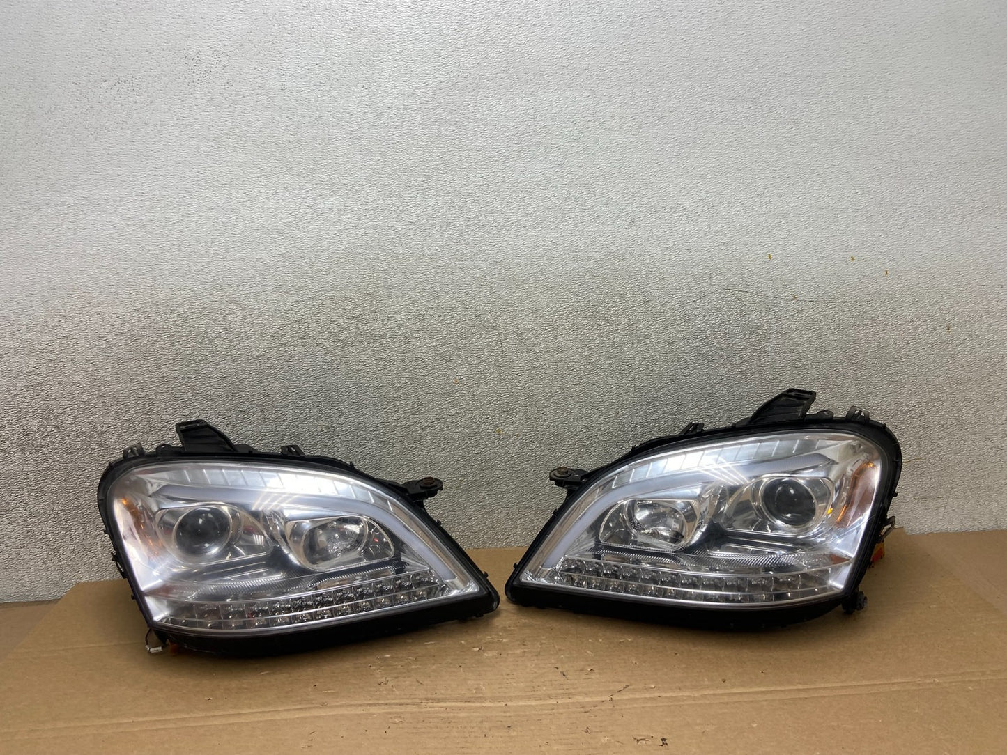 2006 - 2008 Mercedes-Benz ML Class Left+Right LED Chrome Headlights ab4485 DG0