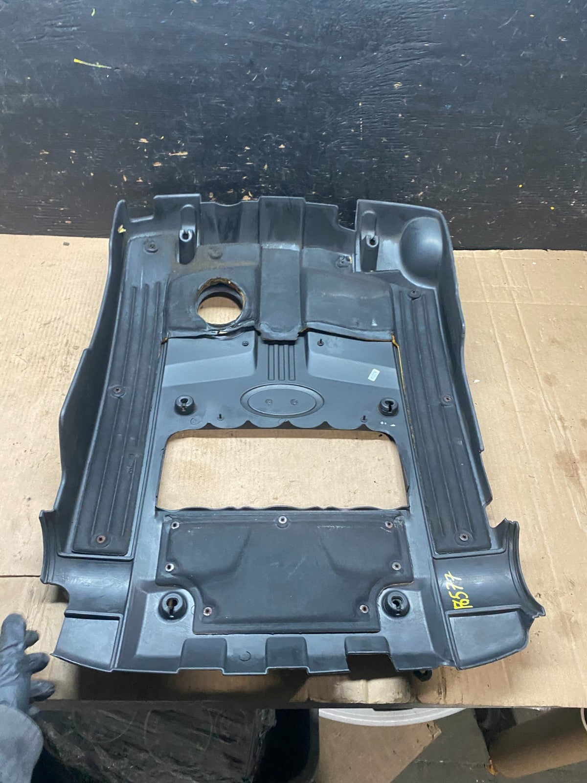 2001 to 2005 Hyundai XG350 V6 Engine Motor Cover T0429 DG4