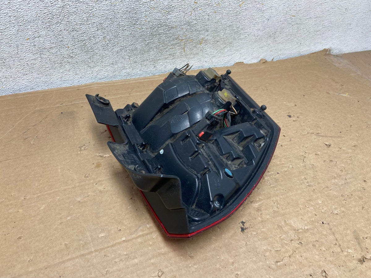 2014 - 2017 Jeep Compass Right Passenger Side Tail Light AH8976 LK4